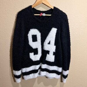 🔥BUY TWO GET ONE 50% OFF🔥
*Discount applied when you create a bundle*